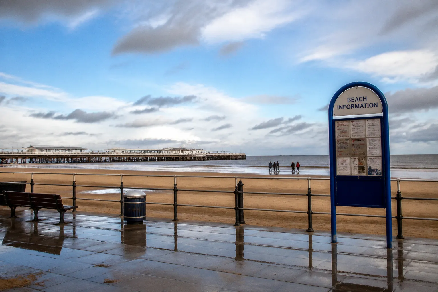 Cleethorpes Beach Safety Team Honors Local Teens for Viral Awareness Campaign