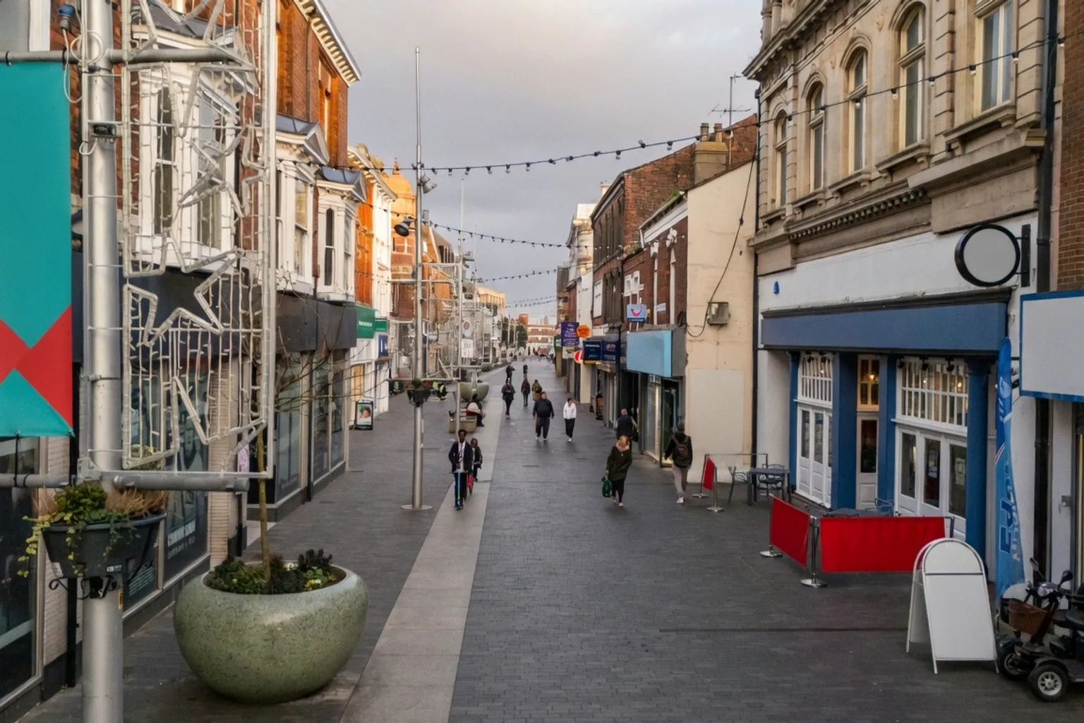 Grimsby Town Centre Crackdown: Police and Council Target Anti-Social Behaviour